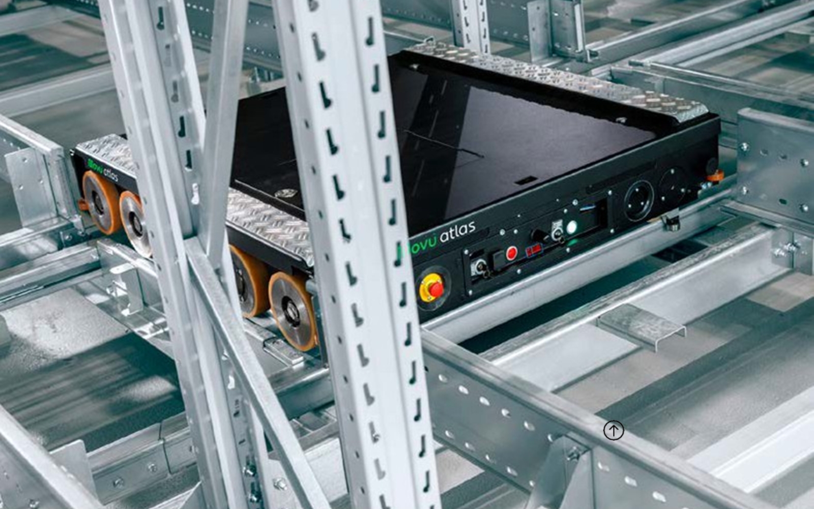 Instalacja systemu shuttle firmy Movu dla wydajnej automatyzacji magazynów