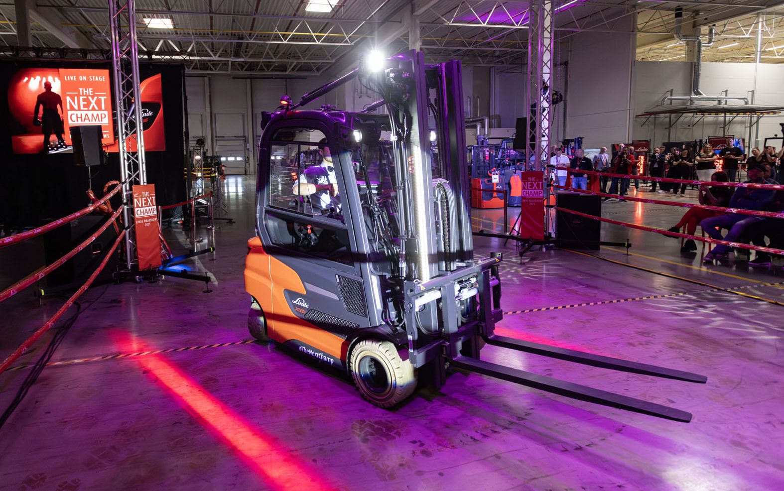 Linde Roadshow 2025: Nowy Czempion w Ringu Logistyki podbija Polskę!