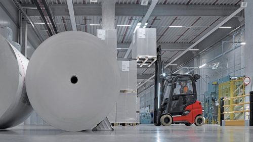 Linde Material Handling Polska wprowadza na rynek innowacyjne wózki elektryczne z udźwigiem do 2 ton