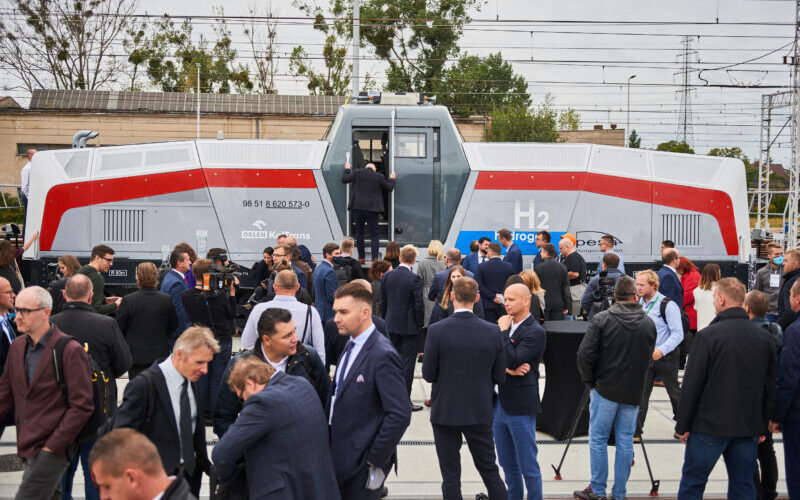 PKN ORLEN inwestuje w pierwszą w Polsce lokomotywę na wodór