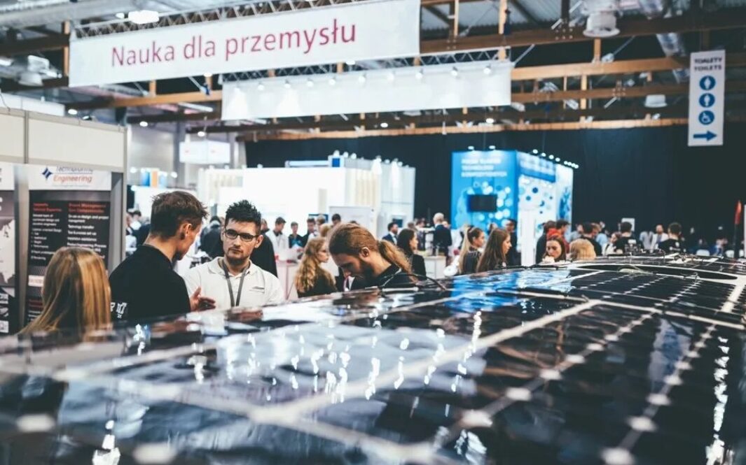 Wrażenia jak na #F1! Sprawdź co czeka Cię na targach KOMPOZYT-EXPO® już za miesiąc!