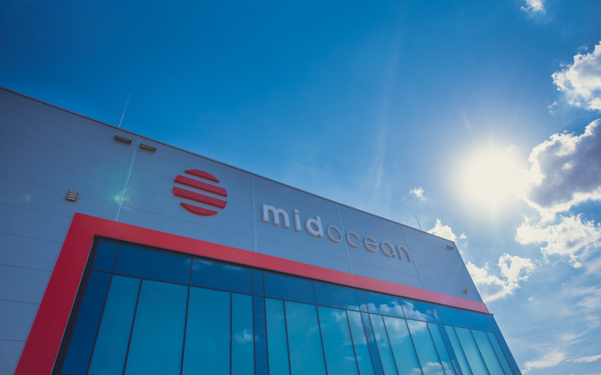 midocean z nowym magazynem o powierzchni 20.000 m kw.