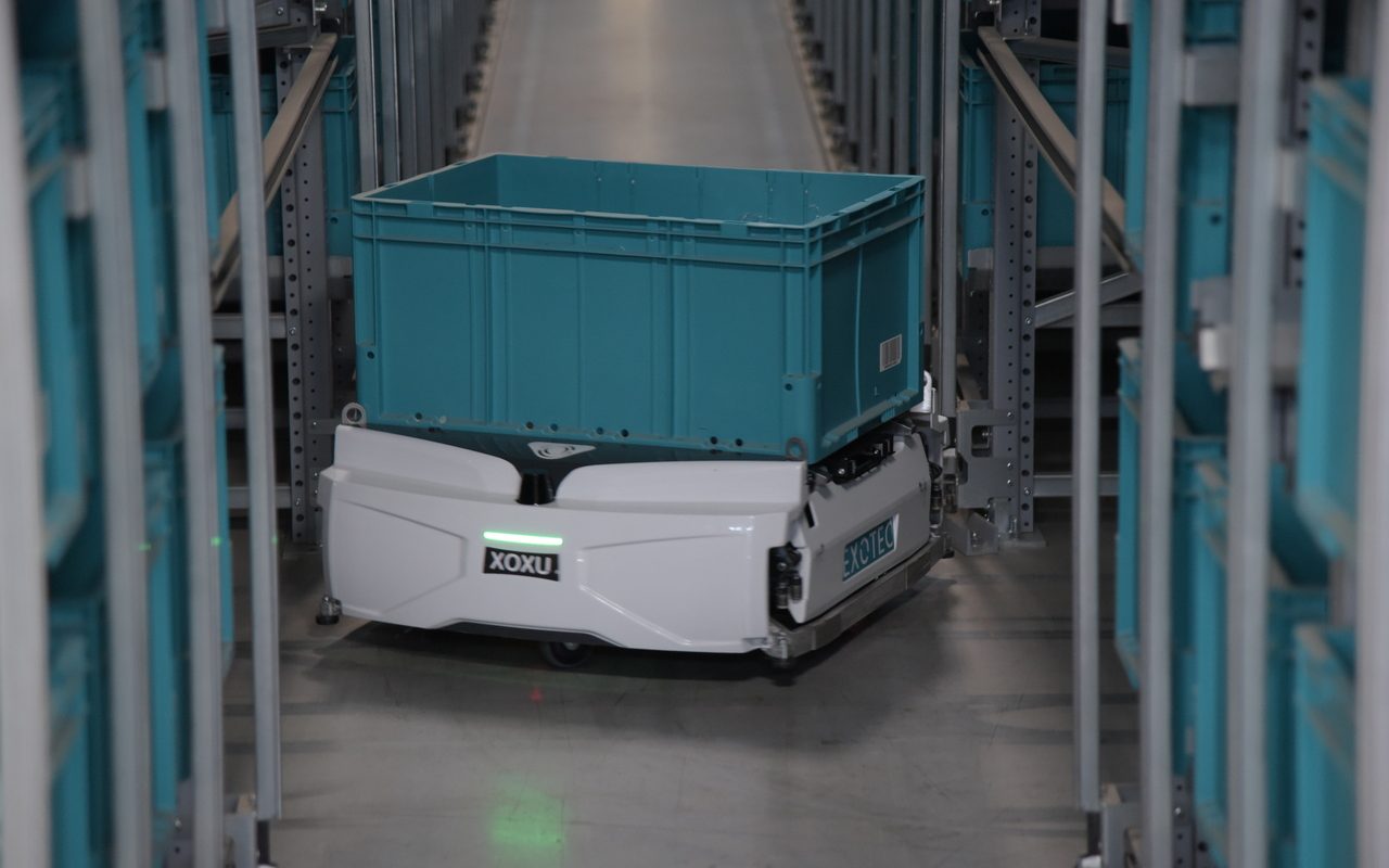 Exotec zrewolucjonizował polską logistykę. Pierwszy magazyn z robotami Skypod® już działa!