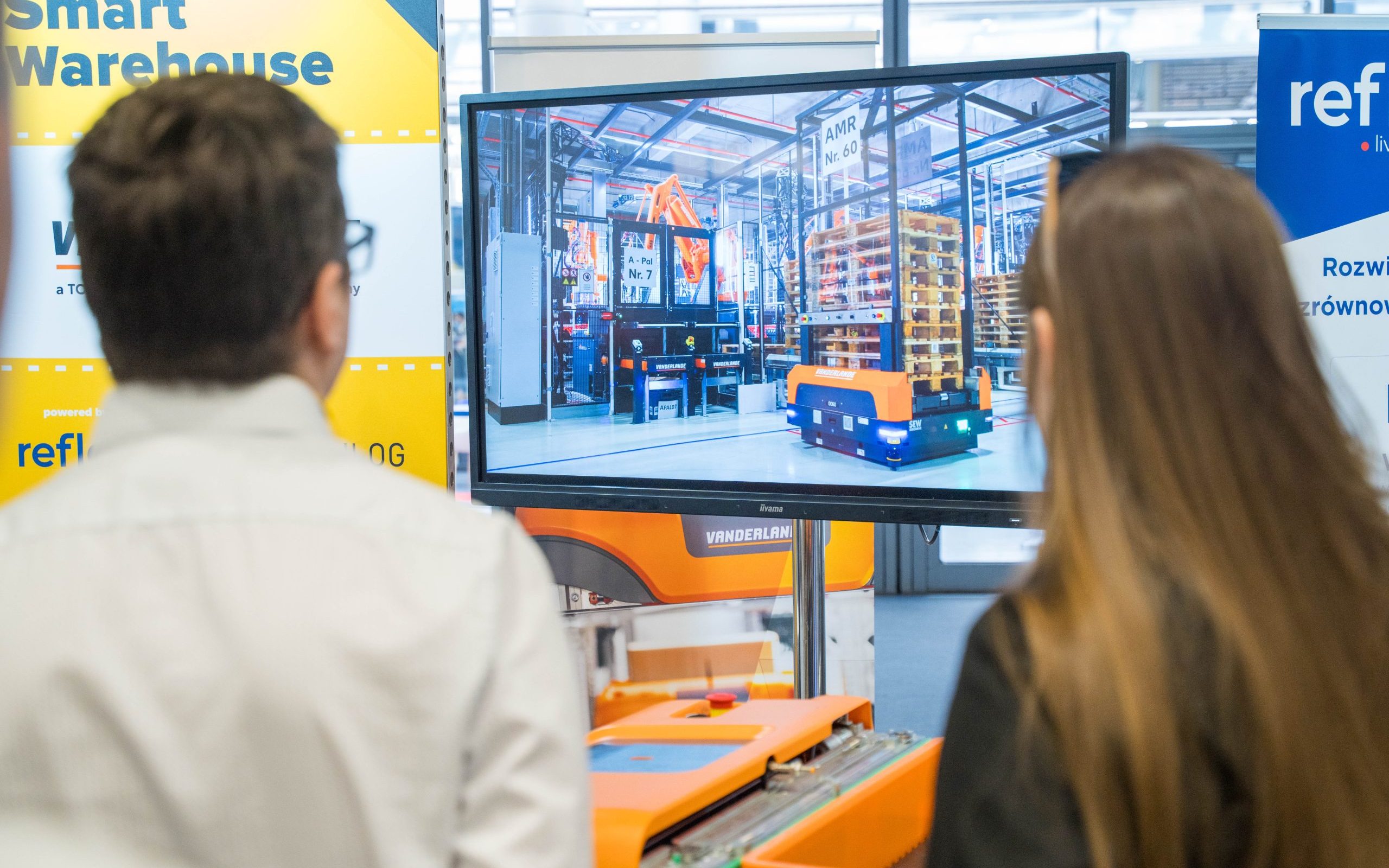 Magazyny przyszłości: ludzie, automatyzacja i AI – relacja z Konferencji Smart Warehouse 2025