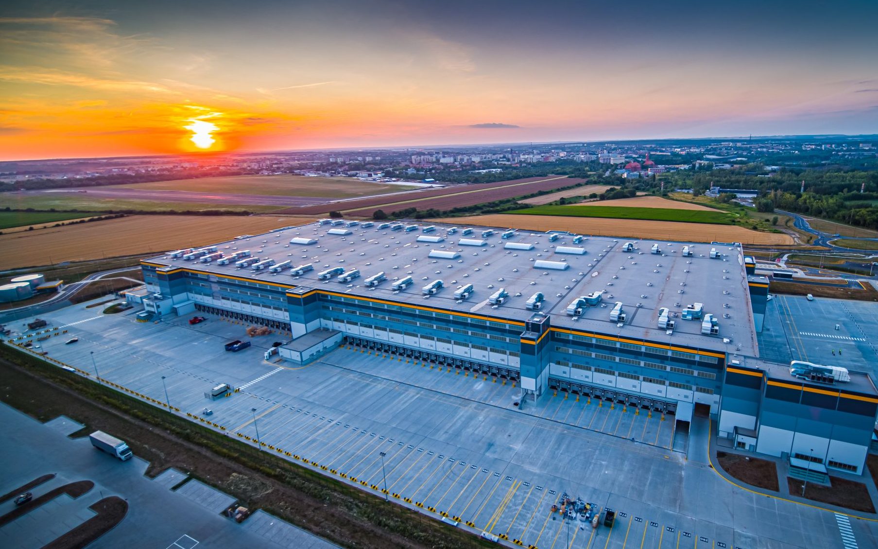 Savills IM umacnia pozycję w Polsce – umowy na ponad 211 000 mkw. w pierwszym półroczu 2025 r.
