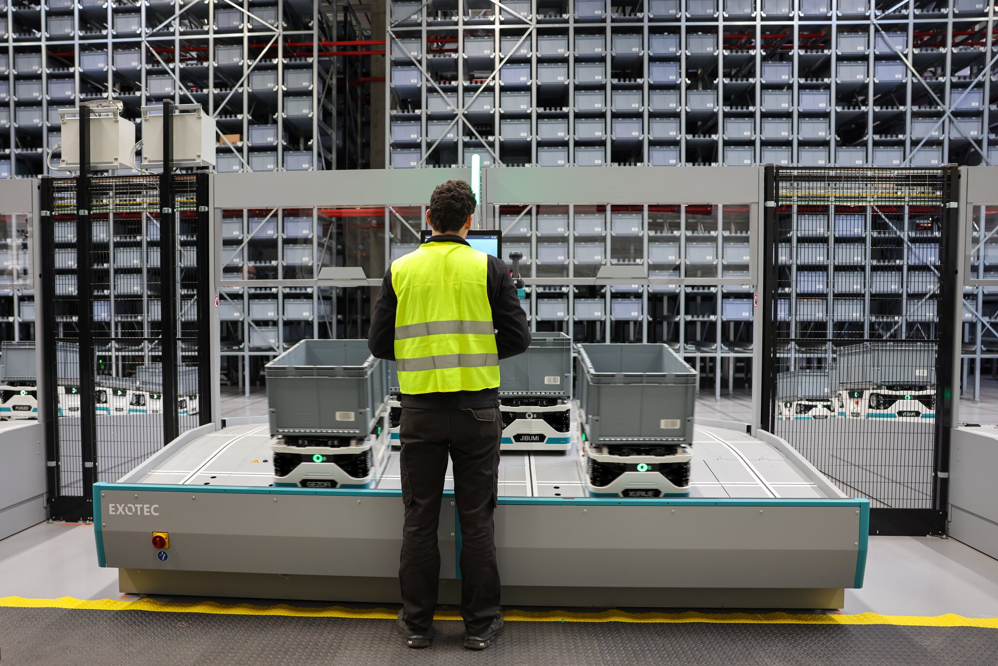 Roboty, które zmieniły logistykę. Exotec napędza przyszłość automatyzacji