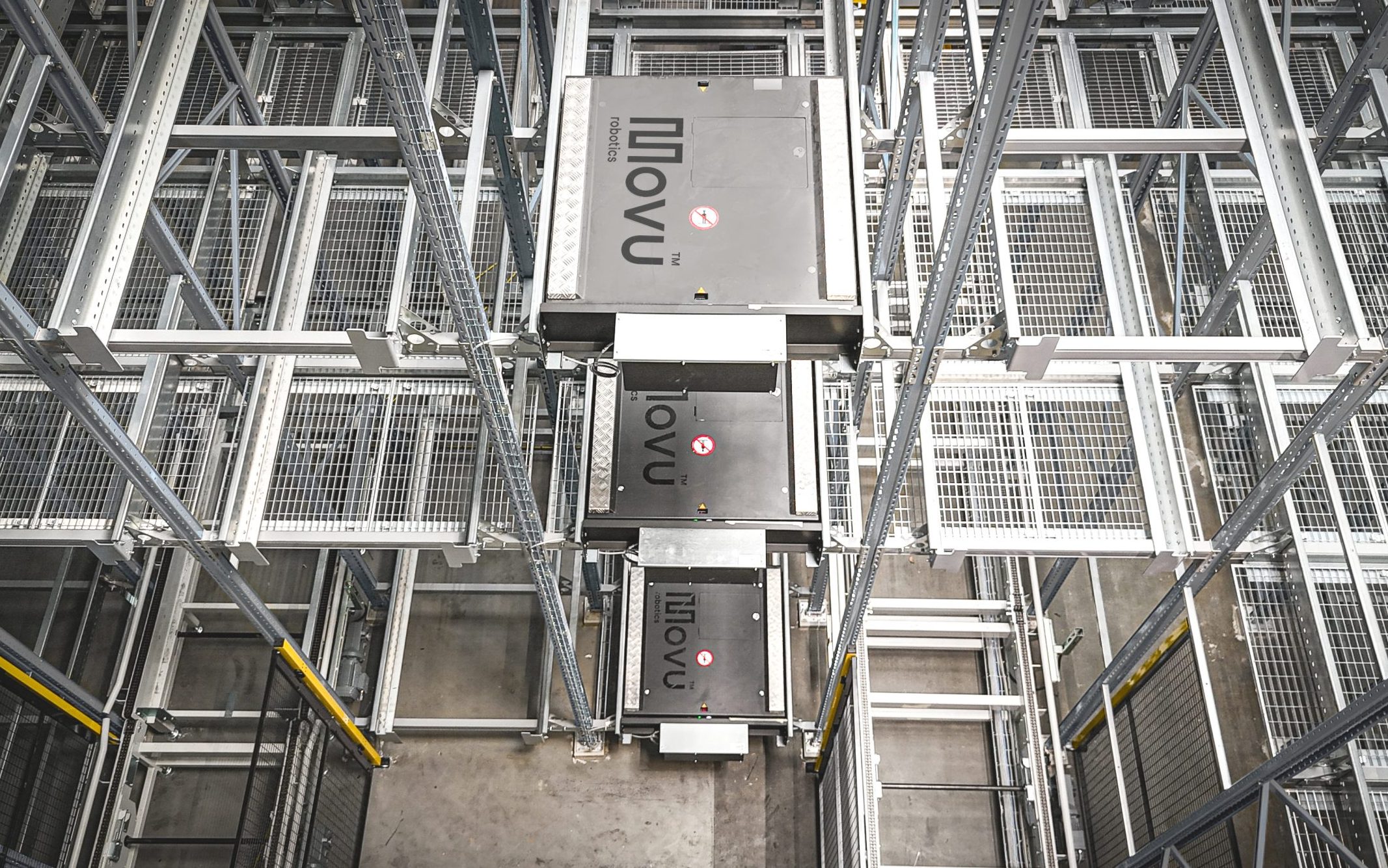 W magazynie przyszłości ODTH: jak rodzinna belgijska firma i Movu Robotics przekształciły halę niskiego składowania w skalowalne, zrównoważone i wysokowydajne centrum logistyczne?